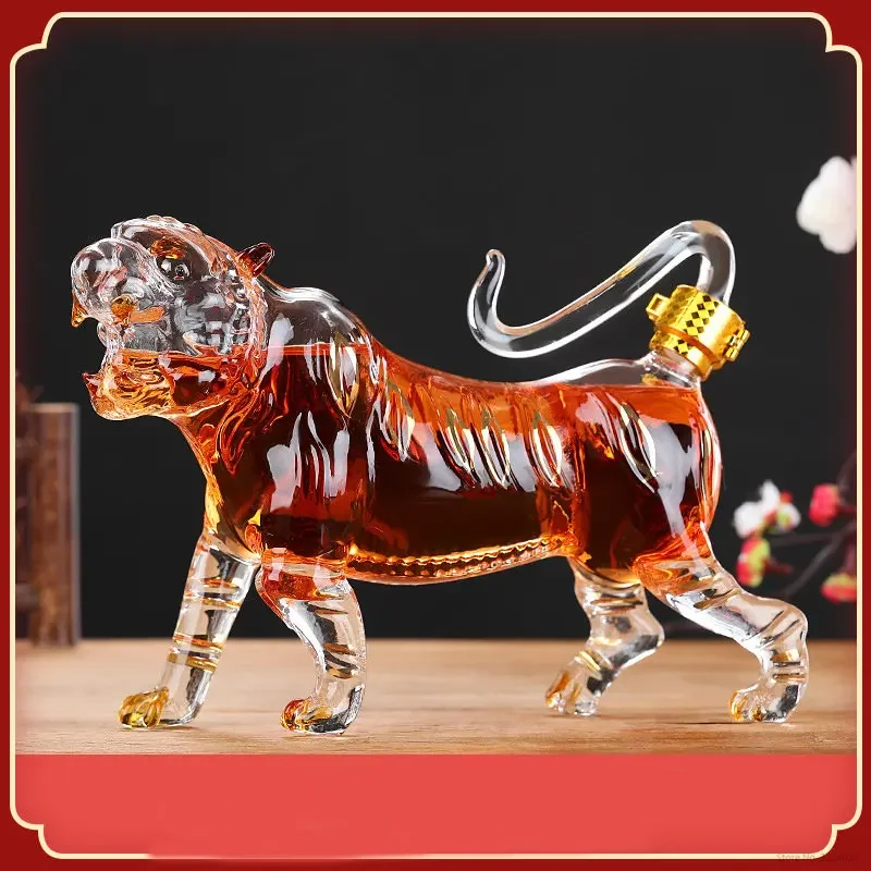 Bonito tigre em forma de anima - Wine Beer Spirits avaliação e preço